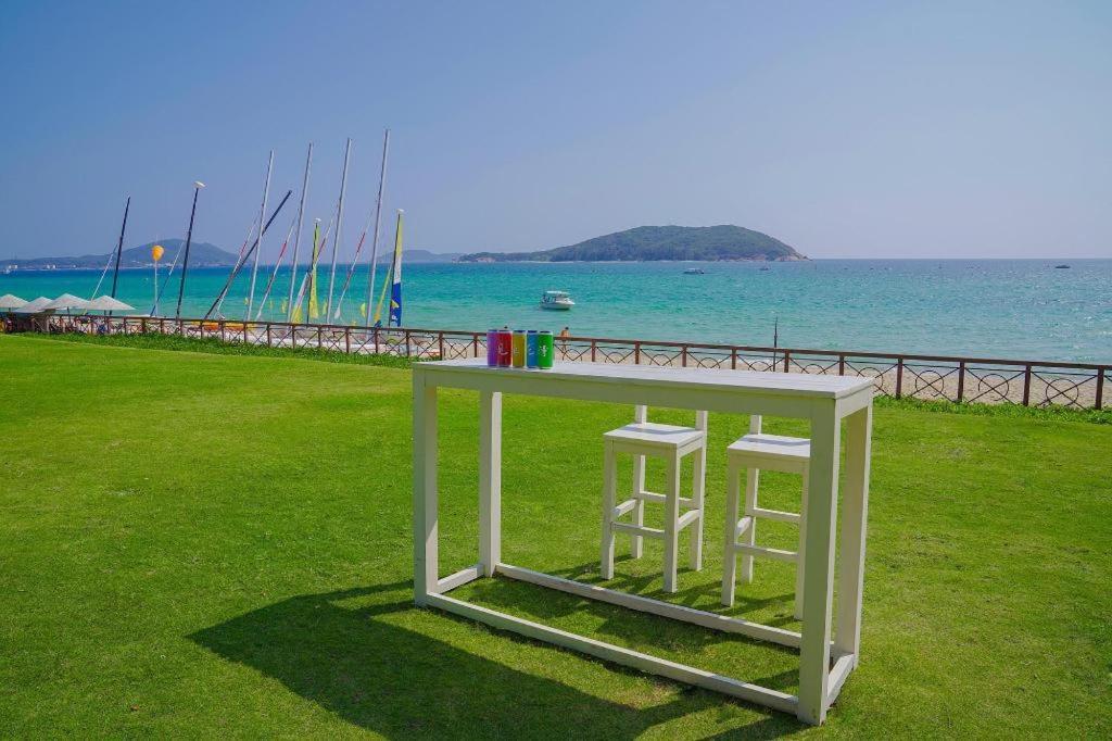 Ocean View Resort Yalong Bay Санья Экстерьер фото