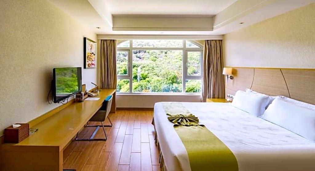 Ocean View Resort Yalong Bay Санья Экстерьер фото